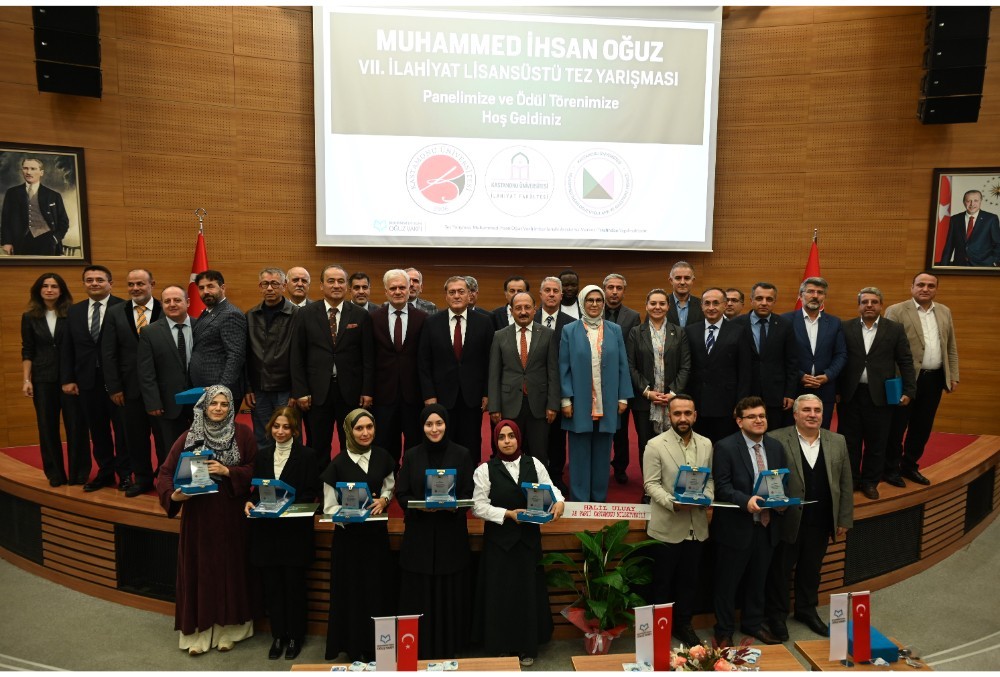 Muhammed İhsan Oğuz VII. İlahiyat Lisansüstü Tez Yarışması Ödül Töreni Gerçekleştirildi